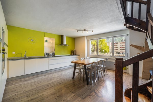 Charmant duplex de 4.5 pièces à Martigny – Cachet historique et confort moderne 2