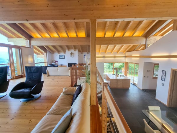 Exceptional chalet on the edge of the bisse and near ski slopes! 9