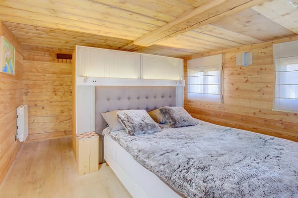 In the old village of Nendaz, semi-detached house with great character! 3