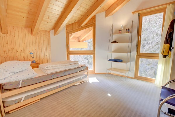 Bright duplex in the center of Nendaz Station! 13
