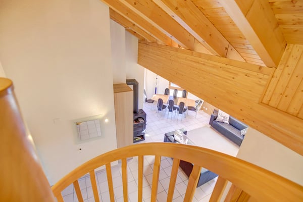 Bright duplex in the center of Nendaz Station! 9