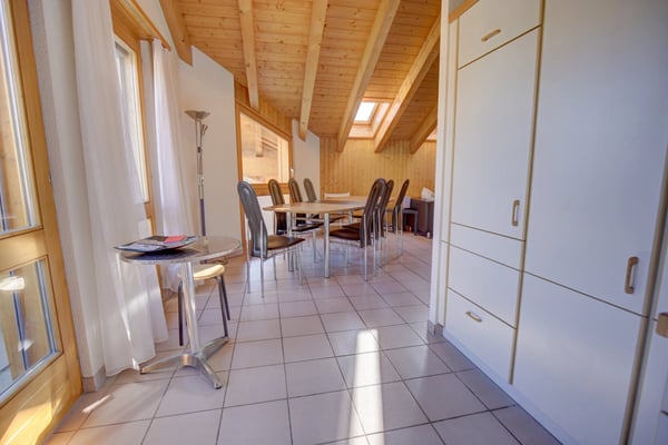 Bright duplex in the center of Nendaz Station! 8