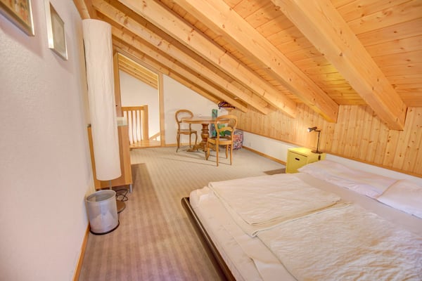 Bright duplex in the center of Nendaz Station! 11