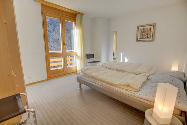 Bright duplex in the center of Nendaz Station! 12