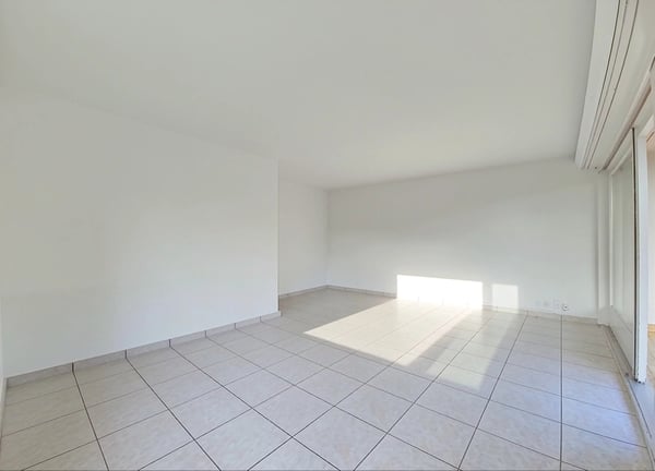 Magnificent 3.5-room apartment in Sierre, near Lake Géronde! 5