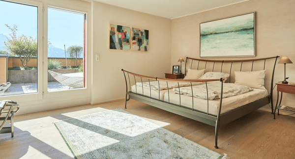 Stunning 5.5-Room Furnished Attic Apartment with Panoramic Views in Luzern 6