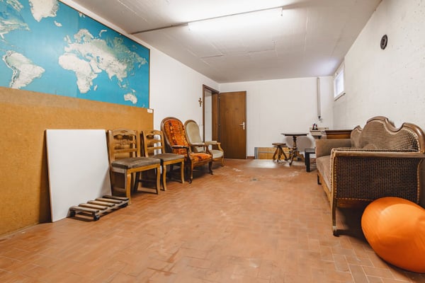 Incantevole Casa Bifamiliare di 5.5 Locali a Chiasso – Disponibile Subito! 22