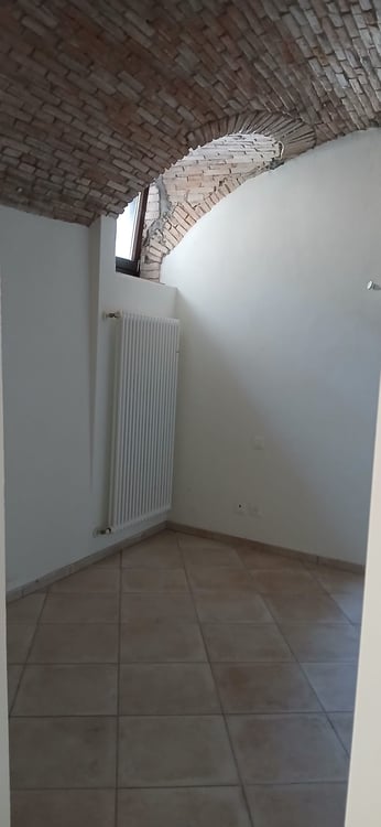 Coldrerio affittiamo in dimora storica ristrutturata 3.5 locali 7