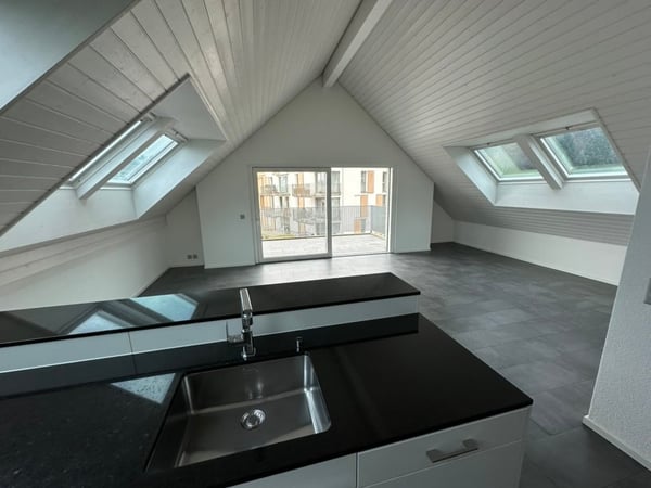 Grosszügige Dachwohnung mit Liftzugang 4