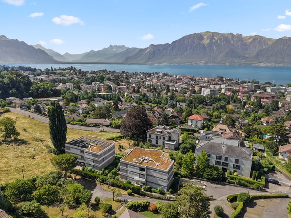 Élégant attique de 3,5 pièces avec vue sur le lac à Vevey 1