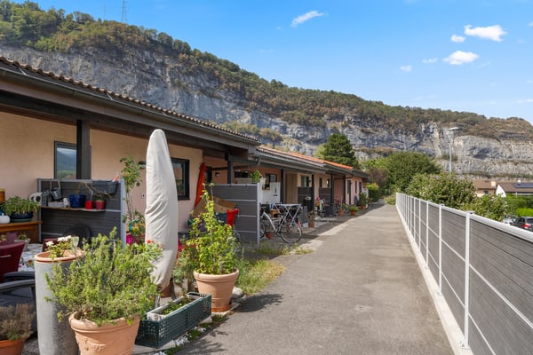 Appartement PPE - 2.5 Pièces avec grandes surfaces extérieures 2