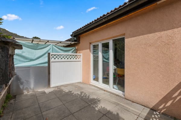Appartement PPE - 2.5 Pièces avec grandes surfaces extérieures 3