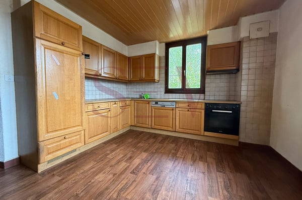 2 logements de 3.5 pièces - Chalet de caractère avec vue dégagée 10