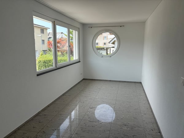 Modernes 4.5-Zimmer-Einfamilienhaus in Freidorf – Sofort verfügbar! 11