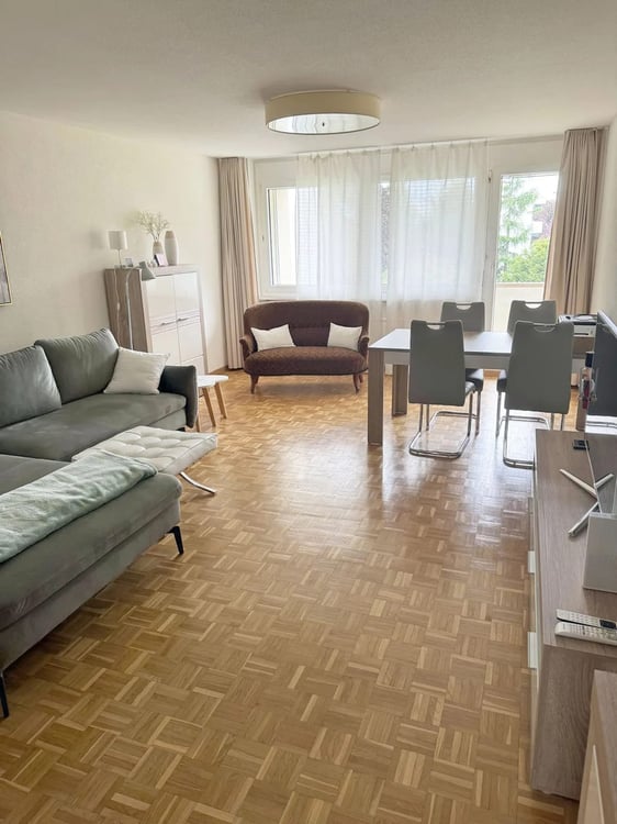 Helle 4.5-Zi.-Wohnung mit Südbalkon in Chur 2