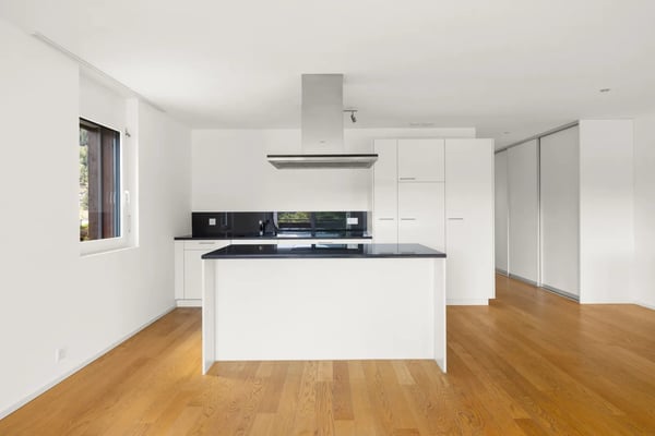 2.5-Zimmer-Wohnung mit grossem Balkon in Laax kaufen 1