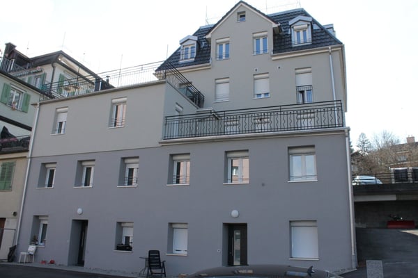 Neuwertiges Mehrfamilienhaus mit 9 Einheiten in Wittenbach kaufen 2