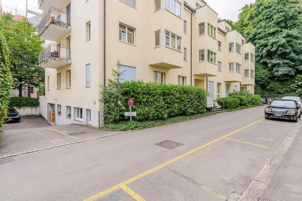 Bright & Modern 3-Room Apartment with Balcony 22
