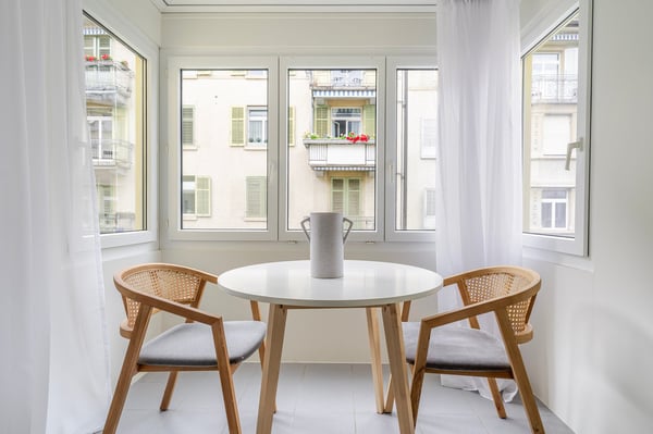 Bright & Modern 3-Room Apartment with Balcony 6