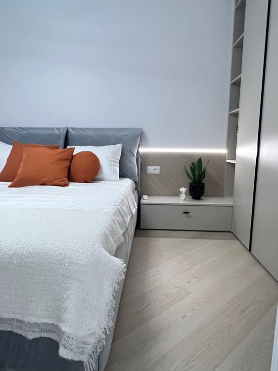 Charming 2-Room Apartment in Zürich's Vibrant District 4 22