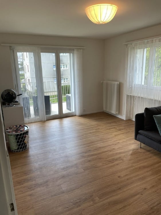 Gemütliche 2.5-Zimmer-Wohnung mit Balkon in Regensdorf sofort verfügbar! 3