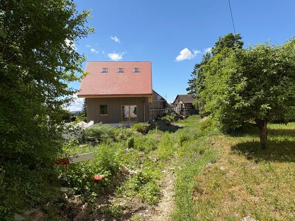 Neubau-Mehrfamilienhaus mit 2.5 und 4.5 Zimmern in Siblingen – Grosszügig und ruhig 5