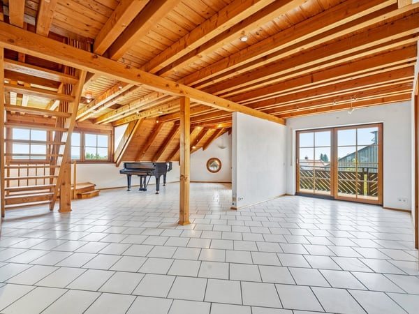 Charmante 5.5-Zimmer-Dachgeschosswohnung mit Panoramablick in Gaienhofen 5