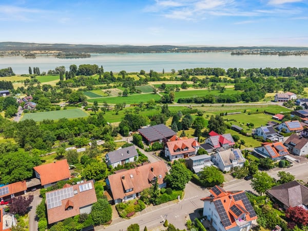 Charmante 5.5-Zimmer-Dachgeschosswohnung mit Panoramablick in Gaienhofen 3