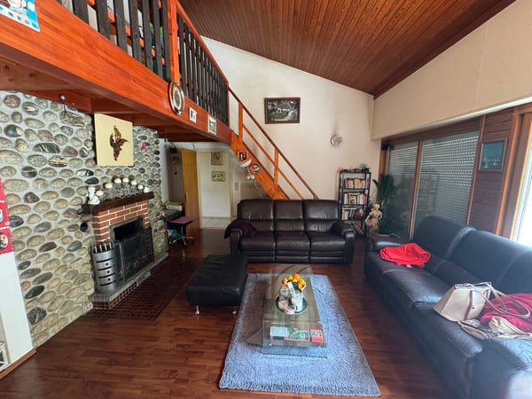 ( RÉSERVER ) EN EXCLUSIVITÉ - Villa individuelle de 6 pièces à rénover, avec jardin 5
