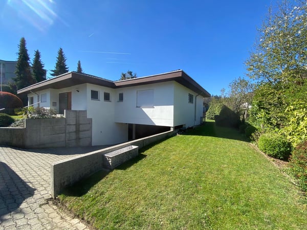 Exklusives 7.5-Zimmer-Haus mit grosser Gartenanlage und Doppelgarage 6