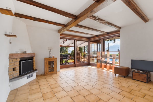 Duplex de caractère dans une ferme du XIXe siècle, face au Léman et aux Alpes 7