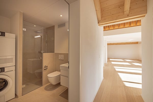 Grosszügige 5.5-Zimmer-Attikawohnung mit einzigartigem Maisonette-Charme 10