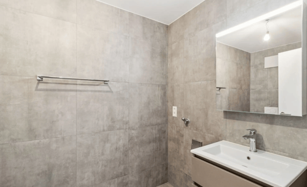 Magnifique appartement neuf de 5.5 pièces avec terrasse à St-Aubin FR 13