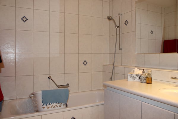 Spacieux appartement de 5,5 pièces au cœur de Morat – Emplacement privilégié 12