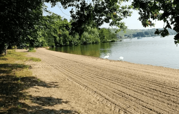 Emplacement de rêve proche du lac pour ce chalet modernisé, confortable et économe en énergie 2