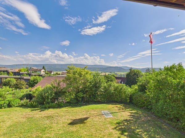 10.5-Zimmer-Einfamilienhaus mit Aussicht 10