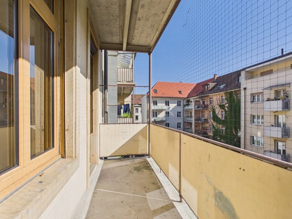Mehrfamilienhaus mit 9 Wohnungen und 2 Gastrobetrieben in Basel kaufen - zentrale Lage 11