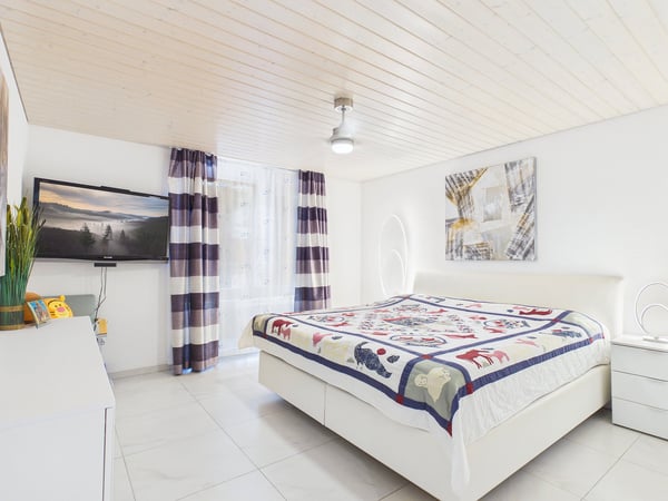 Einfamilienhaus mit beheiztem Pool und Wellnessoase 8