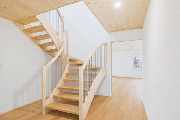 Grosszügige 4.5-Zimmer-Maisonette-Wohnung mit viel Charme 6