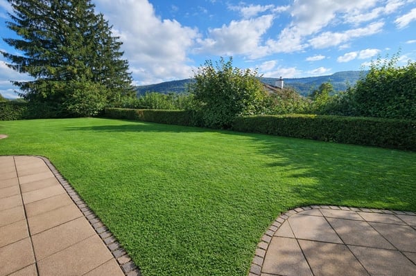 6.5-Zimmer-Haus mit grossem Garten 12