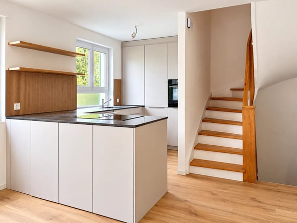 Frisch renoviertes 3.5-Zimmer-Reihenhaus mit Garten in Zürich 2
