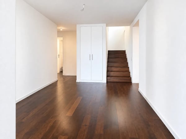 Grosszügiges Einfamilienhaus mit Pool und Garten in Füllinsdorf 9