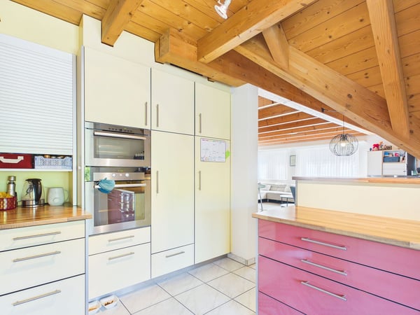 Charmante 4.5-Zimmer-Maisonette Wohnung 7