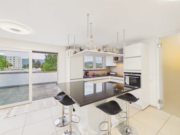 Moderne Penthouse-Wohnung mit Panorama-Terrasse in Delémont
