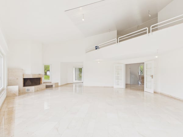 Luxuriöse Villa mit unverbaubarer Aussicht und viel Privatsphäre in Frenkendorf 9