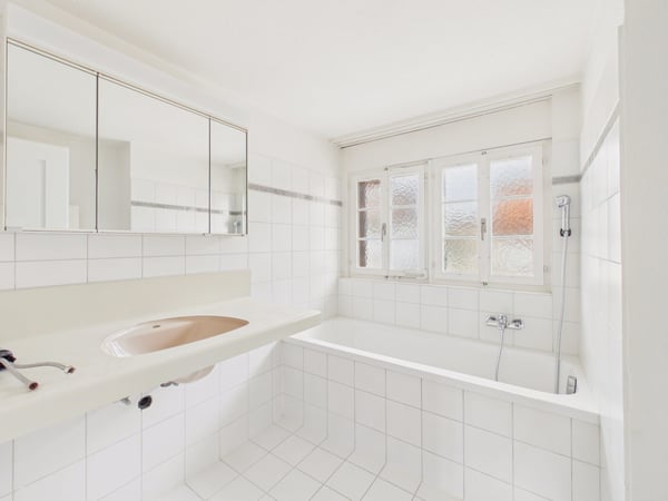 Charmantes 4.5-Zimmer-Reihenhaus in historischem Ambiente in Mönchaltorf 10