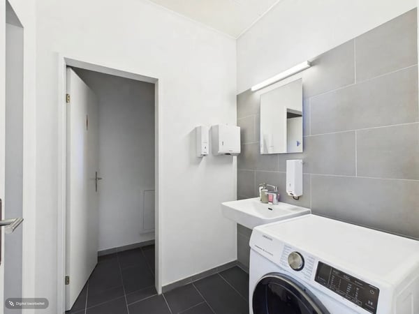 Eingerichteter Coiffeursalon mit 122 m² mieten in Spreitenbach 10