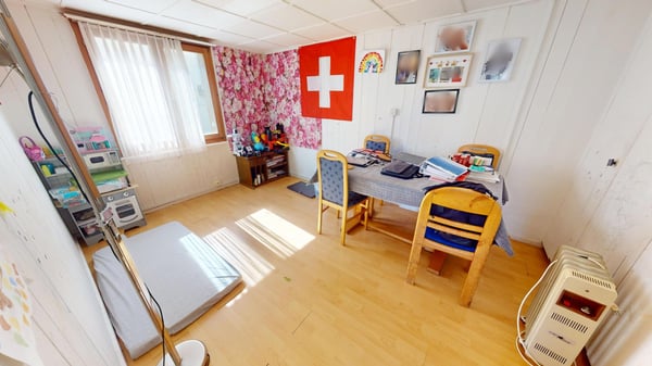 4½-Zi Doppel-Einfamilienhaus an zentraler Lage 10
