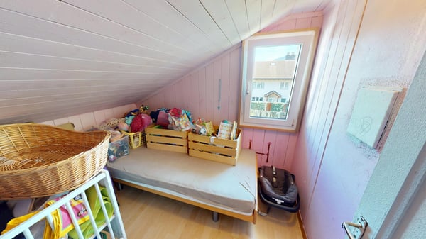 4½-Zi Doppel-Einfamilienhaus an zentraler Lage 13