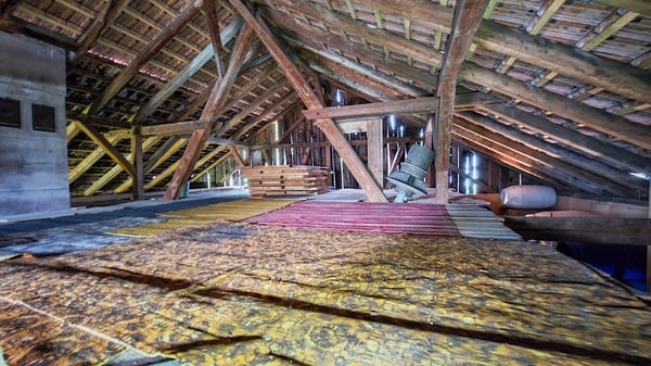 Gewerbeliegenschaft mit voll eingerichteter Brennerei und Ausbaupotenzial für eine grosszügige 5½-Zimmer-Wohnung 12
